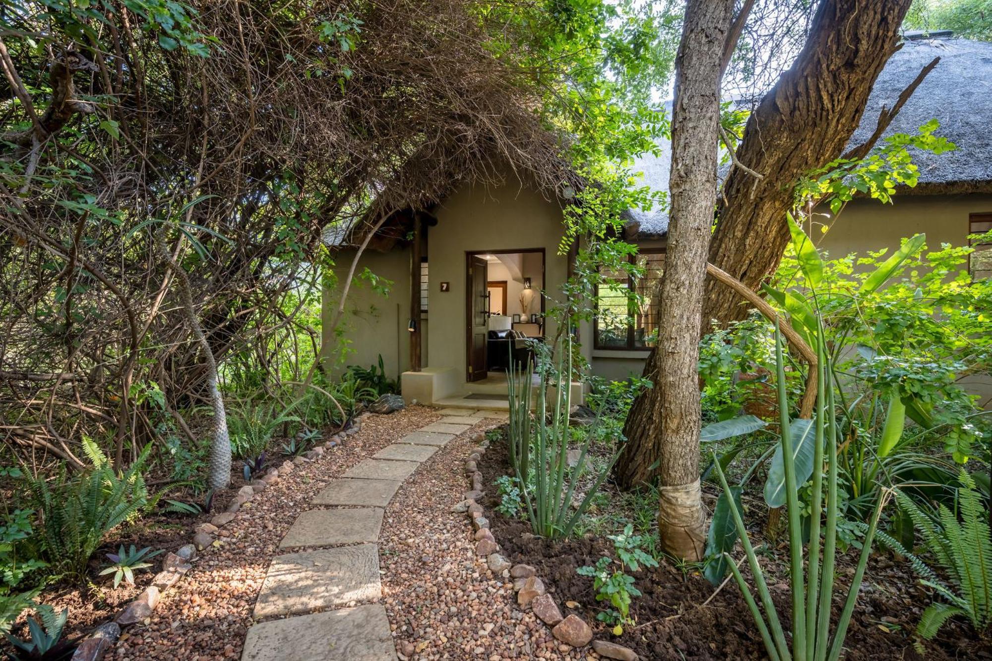 Raptors Lodge Hoedspruit Ngoại thất bức ảnh